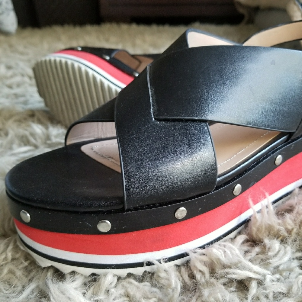 Platform sandals